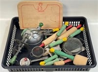 CUTE LOT OF VINTAGE SMALLS INCL KITCHENWARES