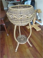 Beautiful Resin Wicker Plant Stand