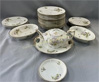 Assorted Limgoes porcelain, Porcelaine de Limoges