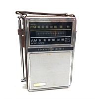 Vintage Radio GE Transistor
