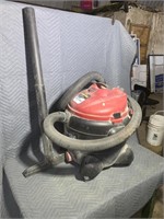 16 US gallon 6 1/2 hp shop vac, working condition
