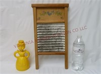 Merry Maid Clothes Sprinkler & Wash Board