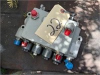 4 spool directional Hyd control valve