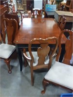Dining table 6 chairs 1 leaf