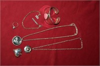 6 Piece Jewelry Lot Morellato zodiac necklace,