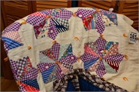 Beautiful, vintage quilt - 66" x 76" - Great cond.