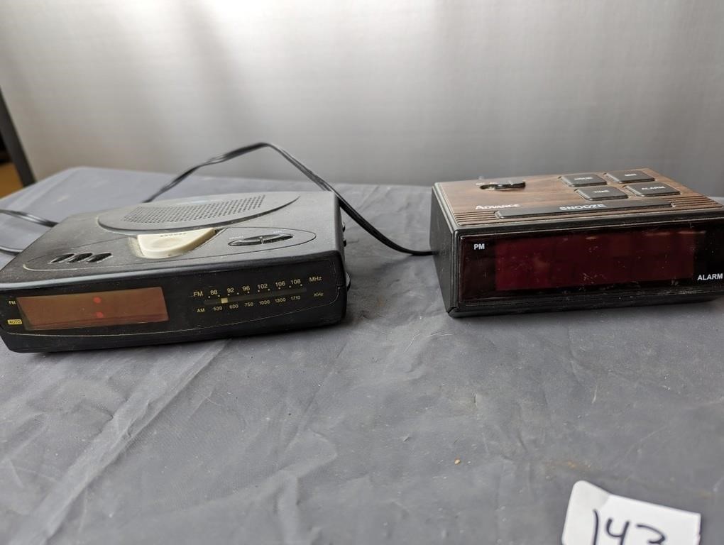 2 Clock Radios/ Alarm Clocks- Both Work