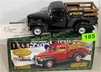 1940 Die Cast Ford Pickup 1:24 scale in box