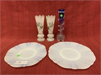 5 unmatched glass ware items 2 opelescent