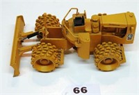 Cat 825B Compactor, NZG, 1/50