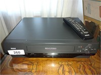 VHS Player w/ Remote