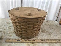 1984 Longaberger Basket