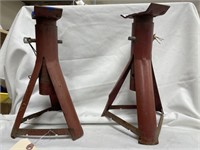 Pair of Jack Stands 13"H
