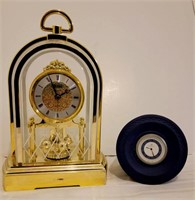 2 Small Clocks