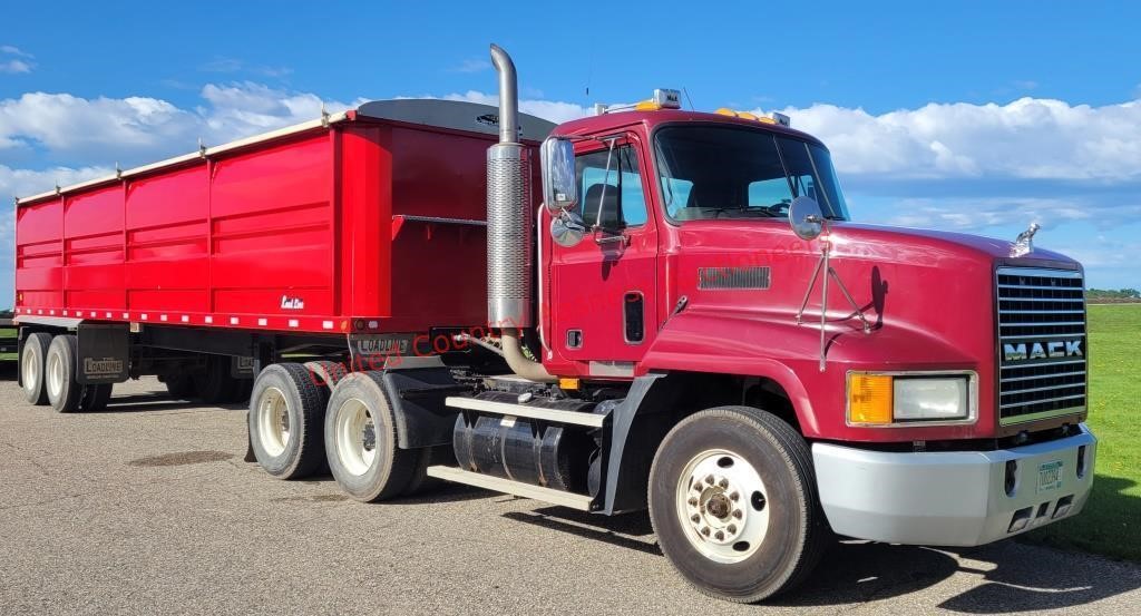 2003 Mack CH600 Day-Cab Twin Screw Semi Truck,