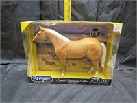 Breyer 75th Anniversary 1940 - 2015 Horse in Box