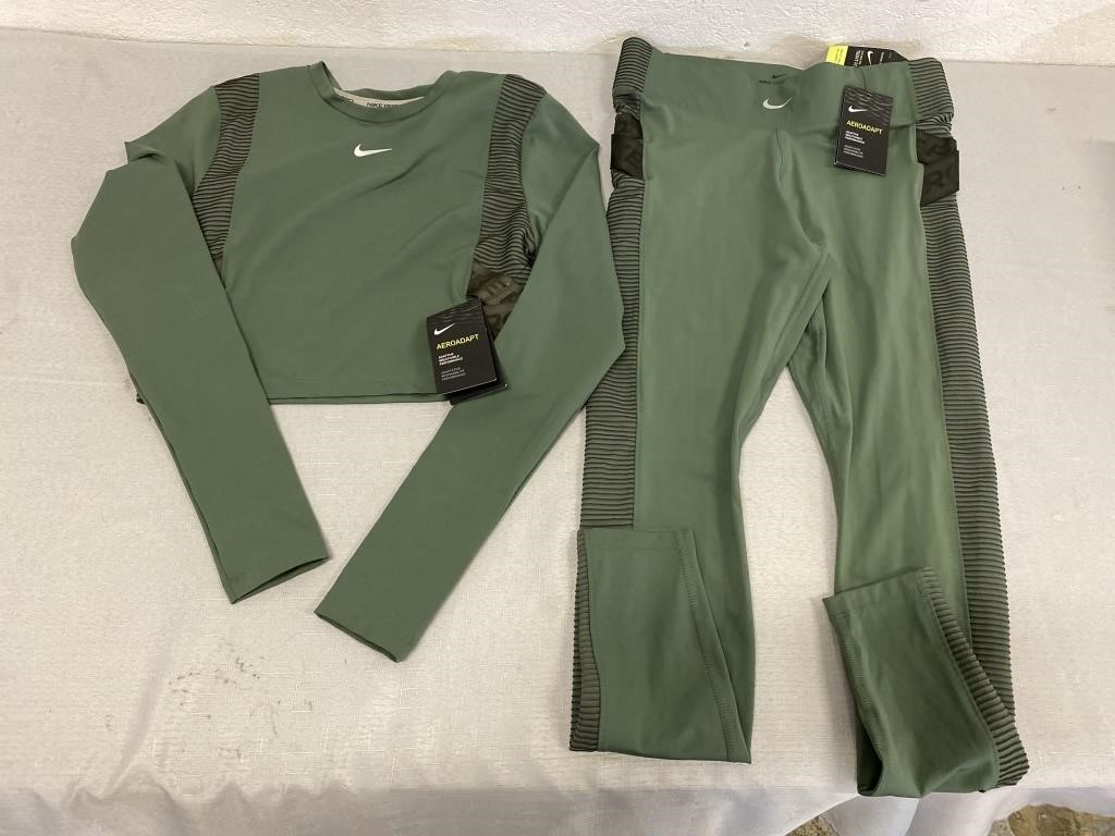 Nike Aeroadapt Top & Pants Size M/L NWT