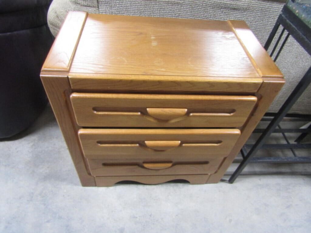 SMALL DRESSER/NIGHT STAND