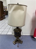 Table Lamp w/Shade