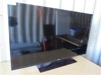 50” Samsung Flatscreen TV w/ Remote Model #UN50H62