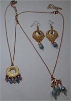 326 - COSTUME JEWELRY NECKLACES & EARRINGS (A12)