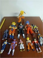 LOT OF DRAGON BALL Z FIGURINES