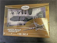 Testors DC-3 Quick-Build Model Plain