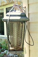 LARGE ELECTRIC BUG ZAPPER