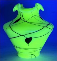 Fenton Uranium Vase "Hanging Hearts" 1976