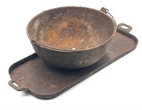Vintage Cast Iron Handle Bowl and Skillet Pan