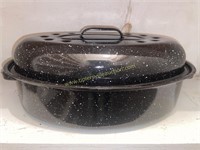 Enamel ware roasting pan