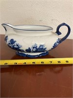 BLUE AND WHITE STYLE GRAVY PITCHER