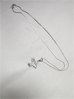 Silver necklace marked 925  4 grams