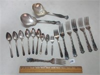 VINTAGE CUTLERY INCL REED AND BARTON