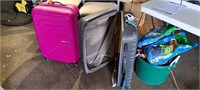 2 American Tourister suitcases