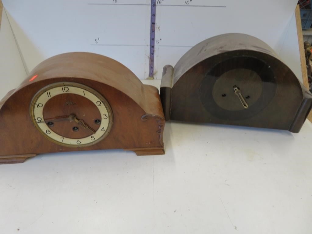 2 mantle clock, as is