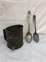 Early sifter and spoons