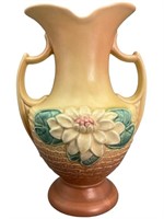 Vintage HULL Waterlilly Vase