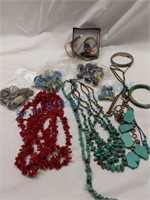 Really nice lot of jewelry