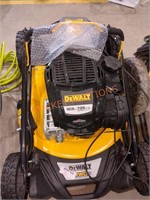 DeWalt Gas Self Propelled Push Mower