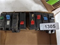 Assorted amp Breakers