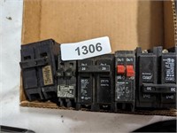 Assorted amp Breakers