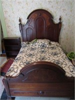 VICTORIAN BED FULL SIZE, COMPLETE