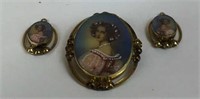 VINTAGE PIN AND EARRING SET WITH PAINTED