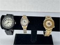 3 GUESS Watches