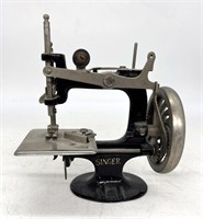 Early Singer Sewing Machine, Model 20
