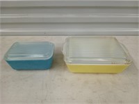 2 pcs vintage Pyrex