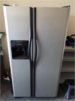 Frigidaire model FRS 26K two door refrigerator