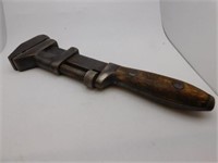 KEEN  KUTTER PIPE WRENCH (ANTIQUE)