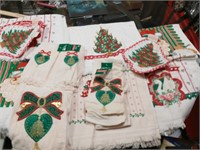 6 towels 3 pot holders a three piece set towel and